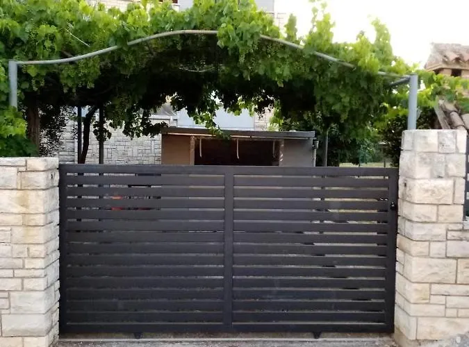 Διαμέρισμα Sanda *