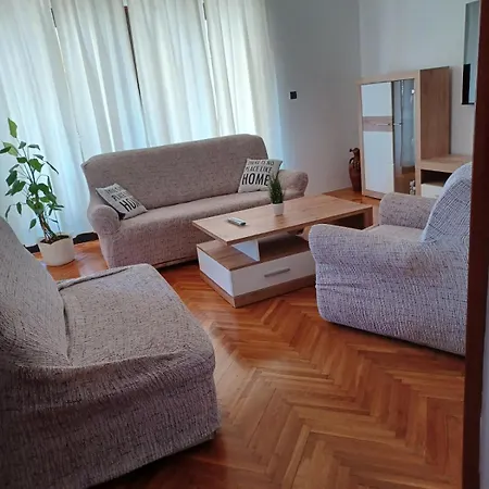 Sanda Appartamento *